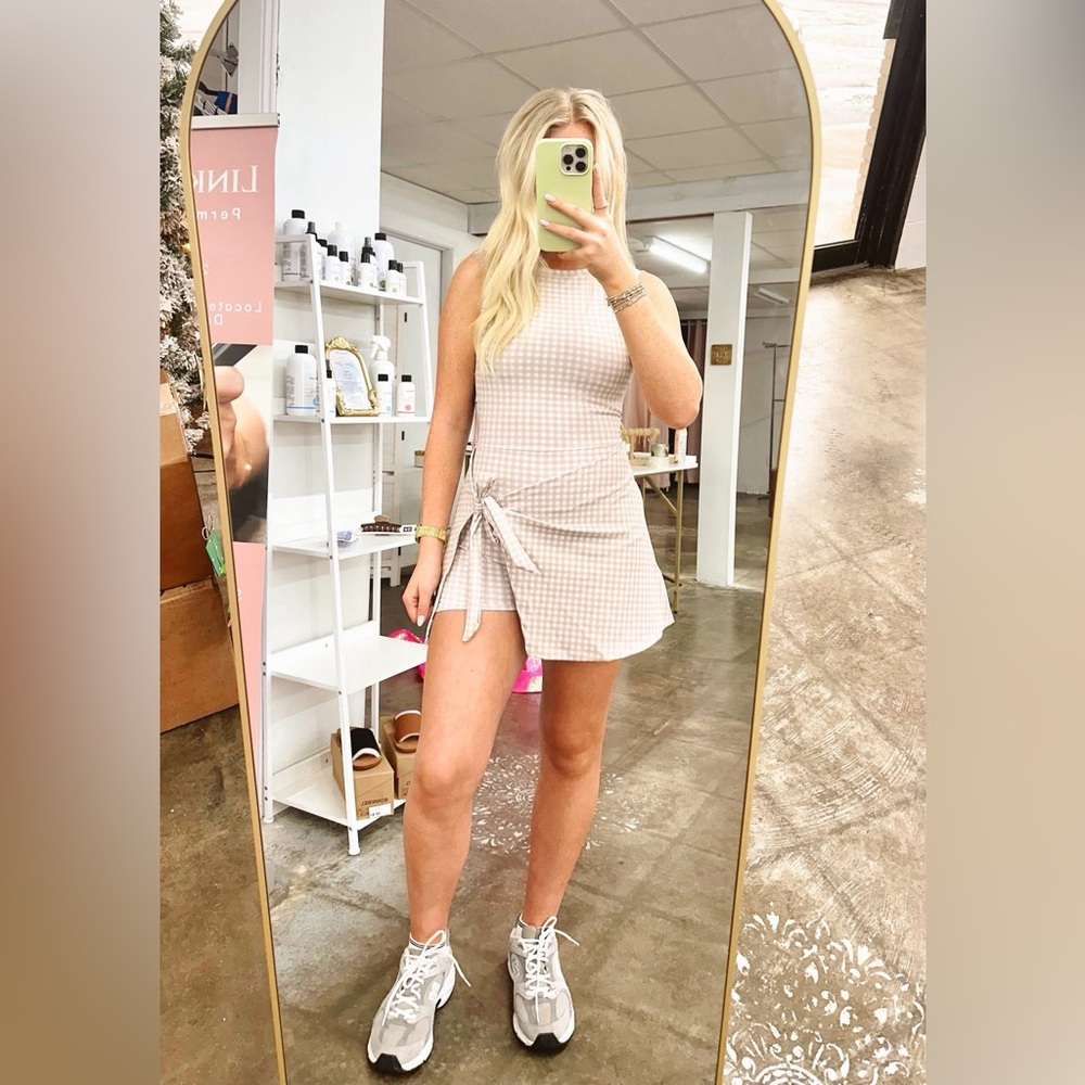 Chic Beige Gingham Skort